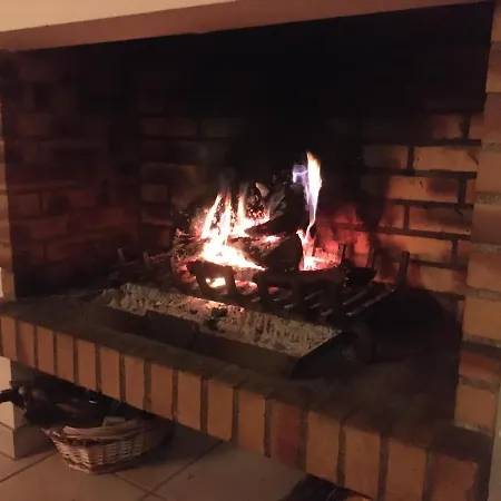 Maison Sur La Colline Cheminee Wifi Proche Thermes Aubin (Aveyron)