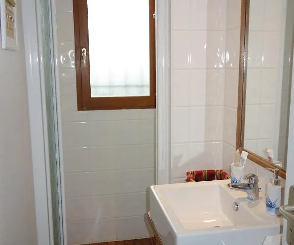 Maison Sur La Colline Cheminee Wifi Proche Thermes Dom wakacyjny *