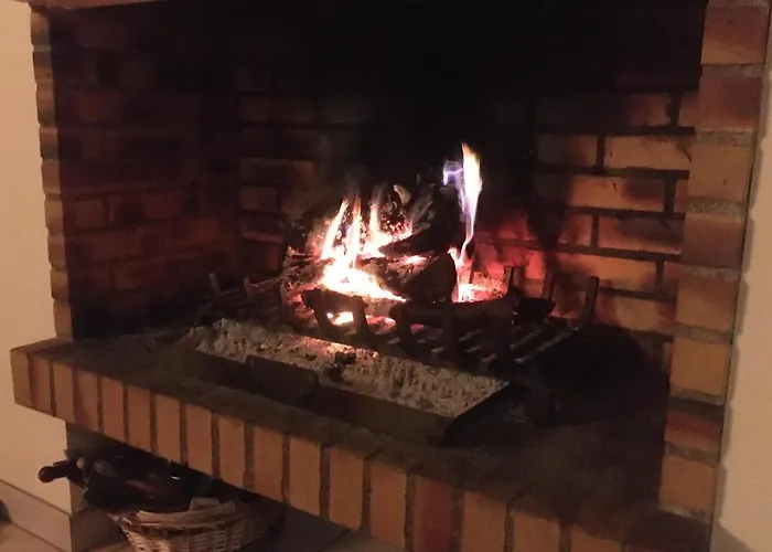 Maison Sur La Colline Cheminee Wifi Proche Thermes Aubin (Aveyron)