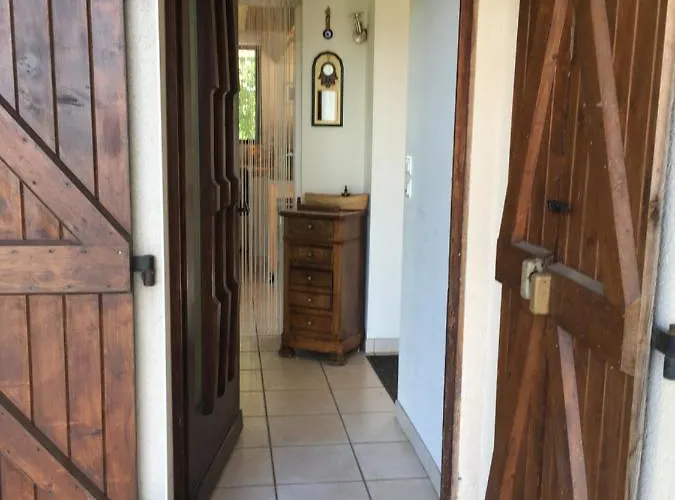 Maison Sur La Colline Cheminee Wifi Proche Thermes Feriehus